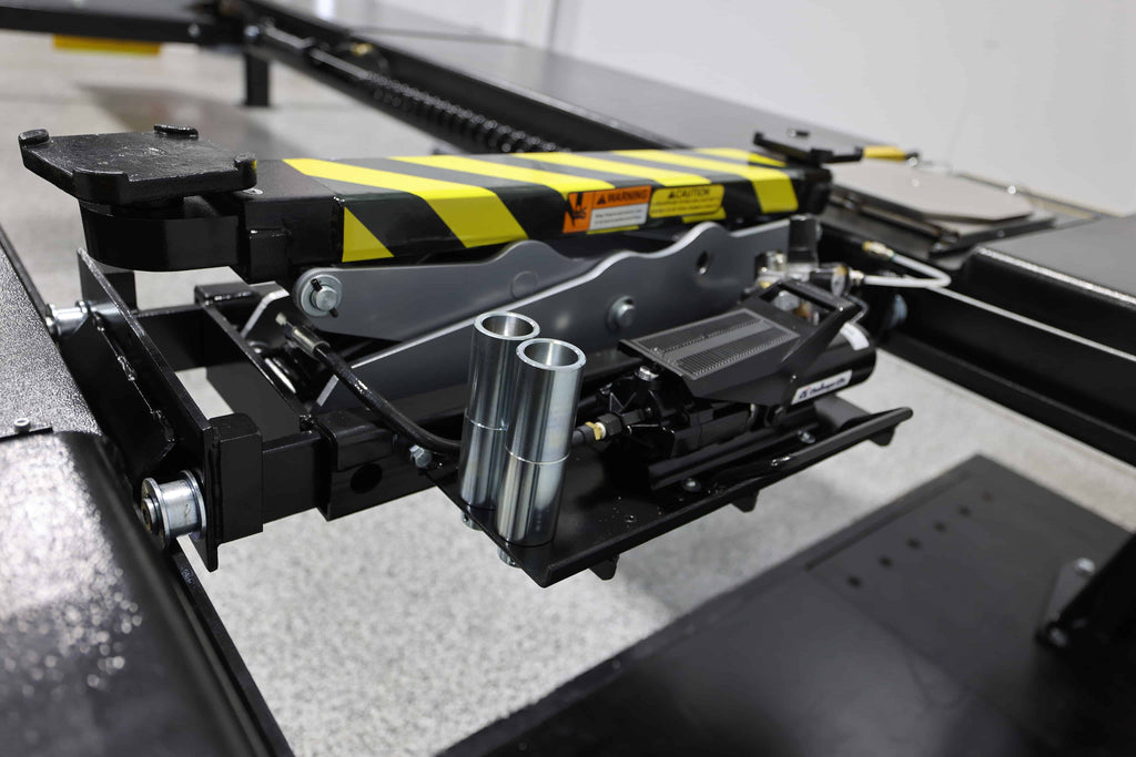 Challenger Lifts 15K 4115EFX 4-Post Lift / Flat Deck or Alignment 4115 Series